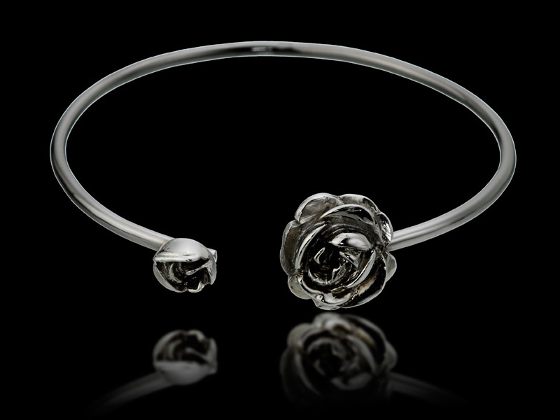 Aphrodite bangle bracelet available in all 18K Gold colors, in Sterling Silver and Vermeil. Here in Black/grey version.